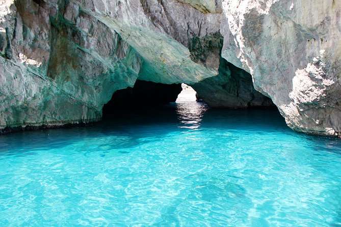 Small Group Capri Island Boat Ride With Swimming and Limoncello - Group Size and Cancellation