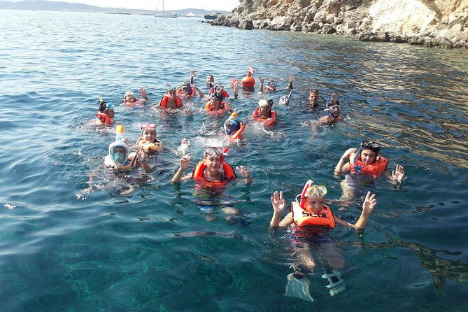 Tavolara Marine Protected Area for Snorkeling - Onboard Amenities and Highlights