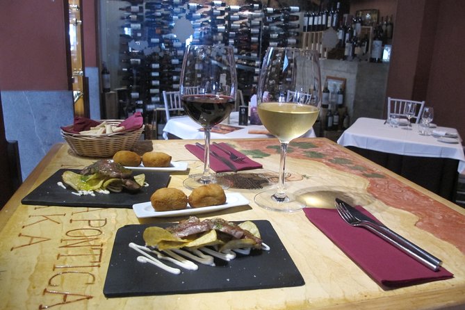 The Genuine Malaga Wine & Tapas Tour - Wine and Tapas Tasting