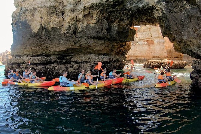 2-Hour Kayak Tour of Ponta Da Piedade Caves and Beaches - Group Size and Capacity