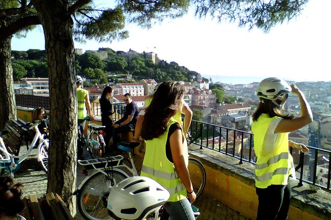 3-Hour Lisbon 7 Hills Electric Bike Tour - Tour Reviews and Accolades
