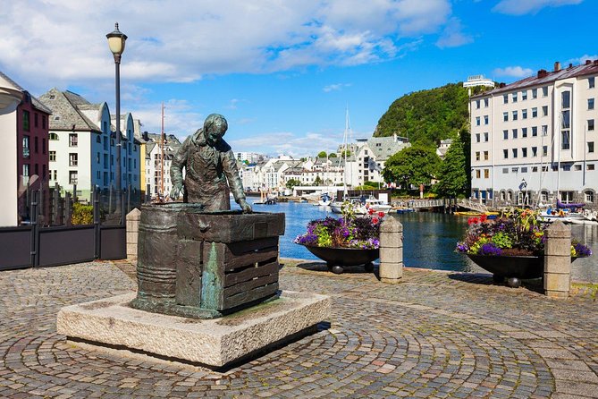 Alesund Shore Excursion: The Ultimate Sightseeing Tour - Cancellation Policy