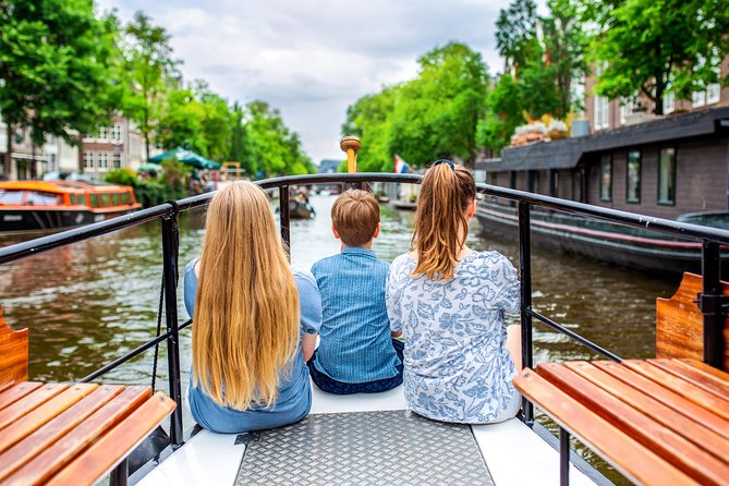 Amsterdam Small-Group Canal Cruise With Dutch Snacks and Drink - Accessibility and Transportation