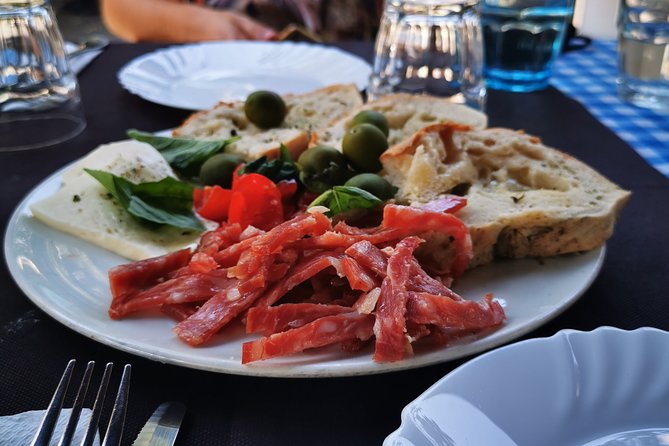 Authentic Pizza Class With Drink Included in the Center of Naples - Authenticity and History of Neapolitan Pizza