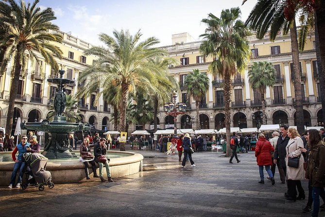 Barcelona Old Town and Gothic Quarter Walking Tour - Tour Options and Inclusions