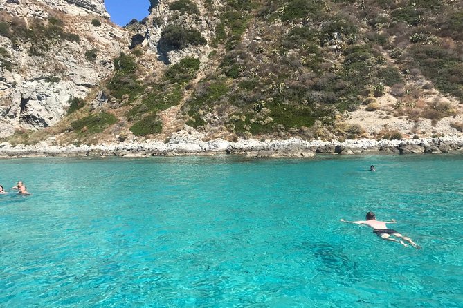 Boat and Snorkeling Tour From Tropea to Capo Vaticano - Pickup and Meeting Details