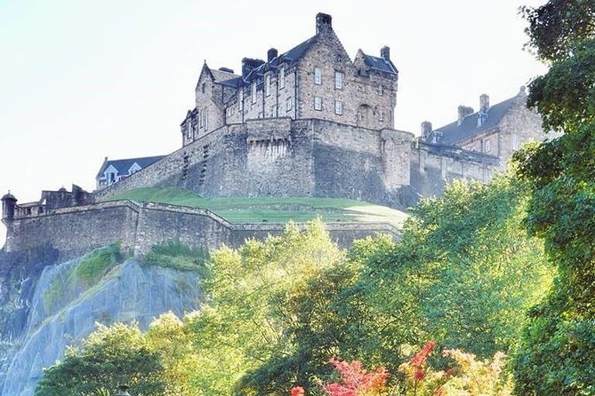 Edinburgh Castle Guided Walking Tour in English - Cancellation Policy