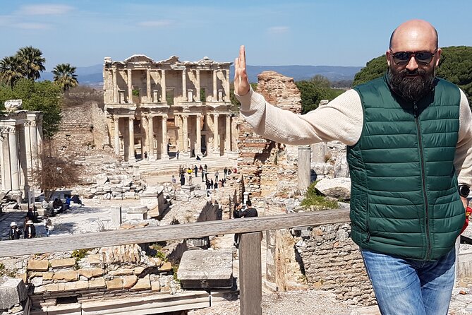 Ephesus Tour From Izmir - Temple of Hadrianus