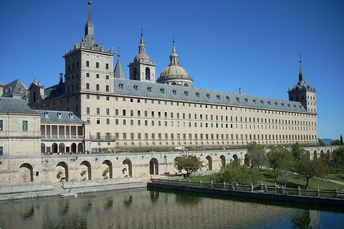 Escorial Monastery and the Valley of the Fallen Tour From Madrid - Visiting the Valley of the Fallen