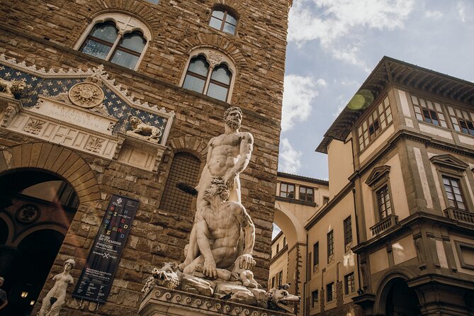 Florence in a Day: Michelangelos David, Uffizi and Guided City Walking Tour - Moderate Physical Fitness Required