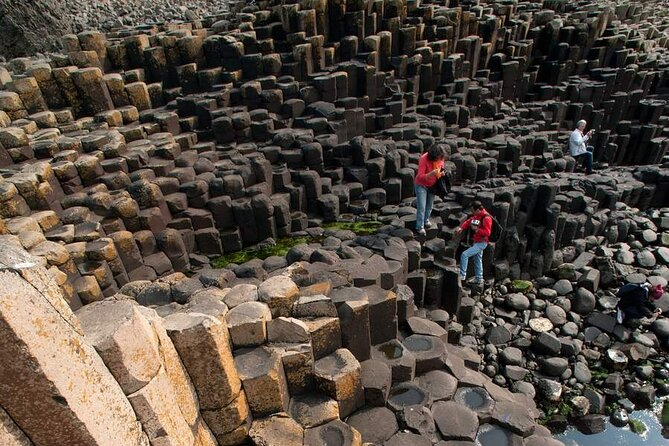 Giants Causeway With the Titanic Exhibition and the Best of Northern Ireland - Exploring the Giants Causeway