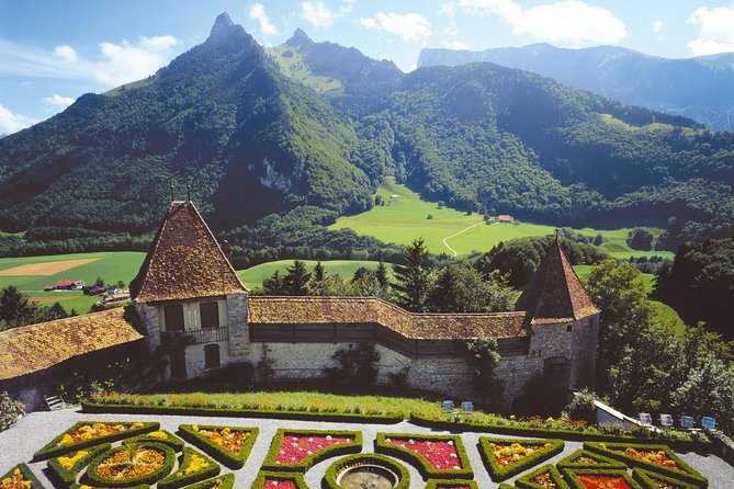 Gruyères Tour From Geneva With Train, Chocolate and Cheese - Medieval Village of Gruyeres