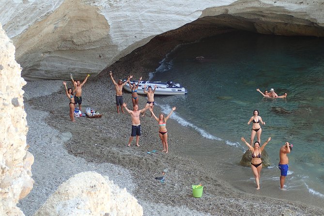 Milos Small-Group Full-Day Cruise With Snorkelling and Lunch - Group Size and Duration