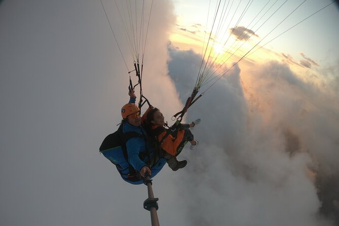 Paragliding Oludeniz, Fethiye, Turkey - Pickup and Meeting Point Details