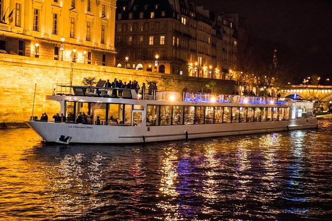 Paris Gourmet Dinner Seine River Cruise With Singer and DJ Set - Cruise Duration and Experience