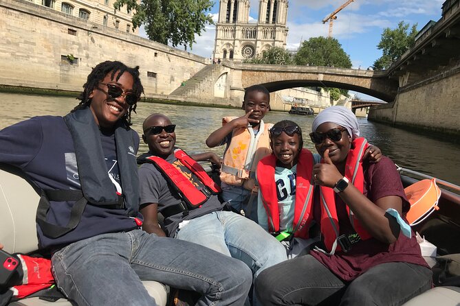 Paris Seine River Private Boat Tour - Cancellation Policy