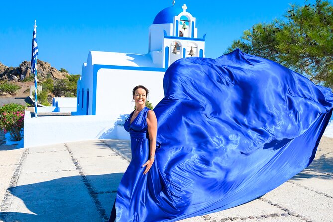 Private Flying Dress Photoshoot 2h in Santorini, Pick up Included - Meeting and Pickup Instructions