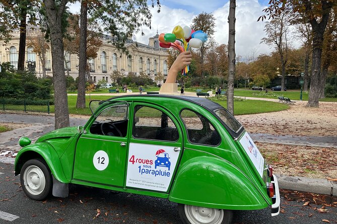 Private Tour Paris Sightseeing 2 Hours in Citroën 2CV - Included Hotel Pickup and Drop-off