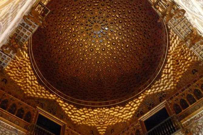 Seville Private Walking Tour With Alcazar & Cathedral Tickets - Meeting and End Point