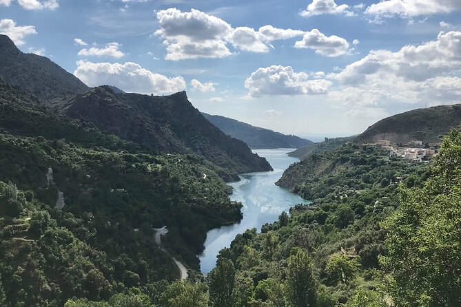 Sierra Nevada 4WD Safari Small Group Tour From Granada - Moorish History and Biodiversity