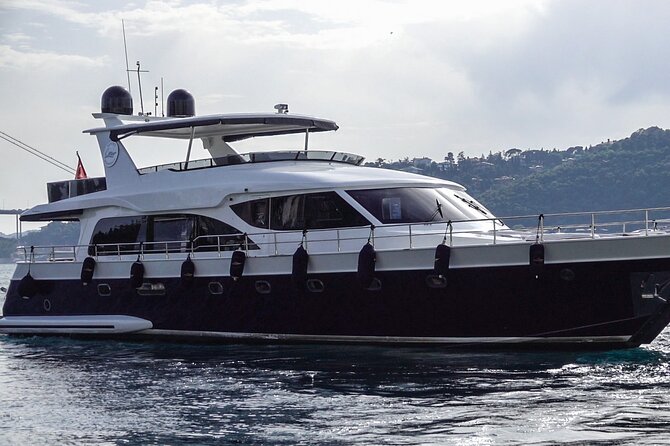 Small-Group Bosphorus Yacht Cruise in Istanbul - Booking and Reservations