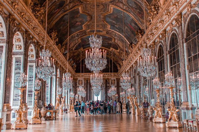 Versailles Palace Classic Guided Tour - Highlights of the Palace