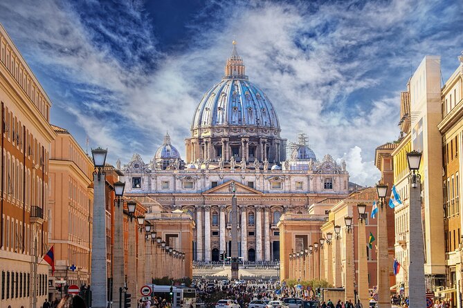 VIP Vatican, Sistine Chapel & Basilica Tour With Vatican Grottoes - Highlights of St. Peters