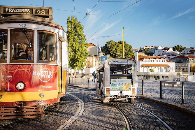 1.5-Hour Private Tuk Tuk Tour of Lisbon Old Town and City Center - History and Heritage