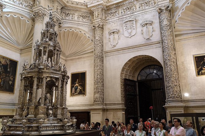 Alcazar and Cathedral of Seville Tour With Skip the Line Tickets - Highlights of Seville Cathedral