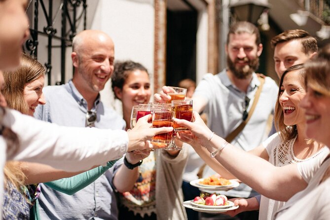 An Evening Out in Seville: Triana Neighborhood Tapas Tour - Meeting Point Location