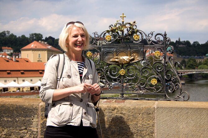 Best of Prague Walking Tour and Cruise With Authentic Czech Lunch - Dietary Accommodations