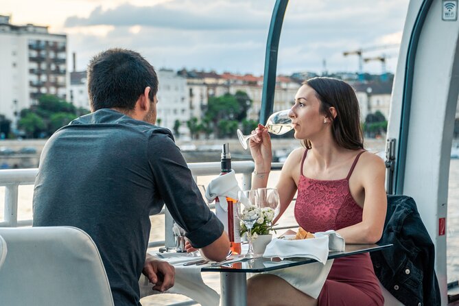 Budapest Danube River Candlelit Dinner Cruise With Live Music - Onboard Dining and Beverages
