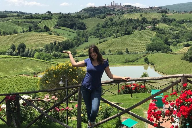 Chianti Wineries Tour With Tuscan Lunch and San Gimignano - Escape Florence to Chianti