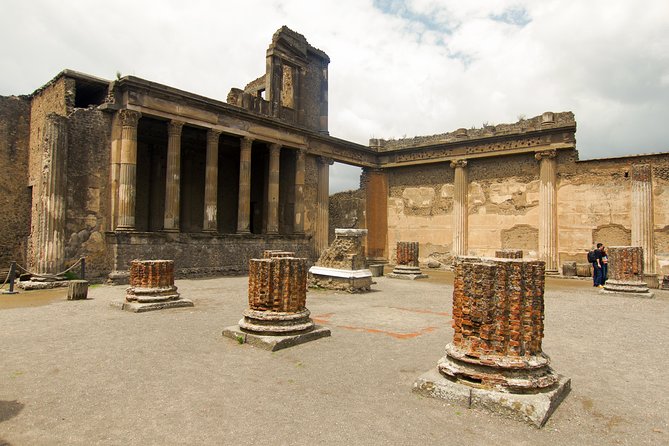 Complete Pompeii Skip the Line Tour With Archaeologist Guide - Group Size