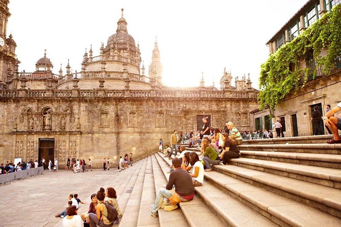 Day Trip From Porto to Santiago De Compostela and Valença - Explore Santiago De Compostela