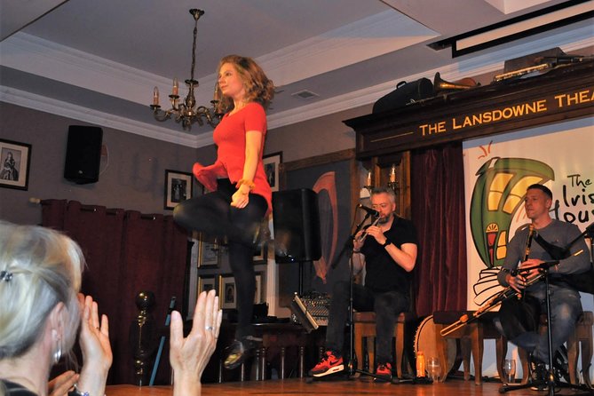 Dublin 3-Course Dinner and Live Shows at The Irish House Party - Traditional Music and Dance