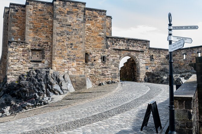 Edinburgh Castle: Guided Walking Tour With Entry Ticket - Weather and Castle Access