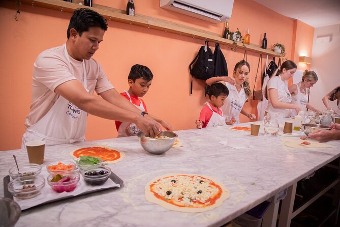 Florence Cooking Class: Learn How to Make Gelato and Pizza - Meeting and End Points