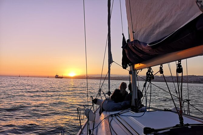 Lisbon Sunset Sailing Cruise With a Drink-2h Small Group Tour - Tour Highlights
