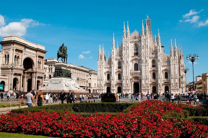 Milan Super Saver: Skip-the-Line Duomo and Rooftop Guided Tour - Hop-on Hop-off Bus Ticket