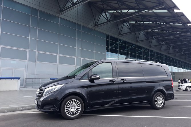 Prague Airport Private Arrival Transfer - Reliable and Professional Drivers