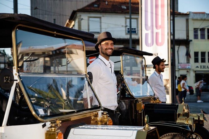 Private CityTour Tuk Vintage Car Tour in Porto - Meeting and Pickup Arrangements