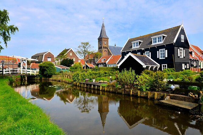 Private Excursion to Zaanse Schans, Edam, Volendam and Marken - Visiting the Picturesque Island of Marken