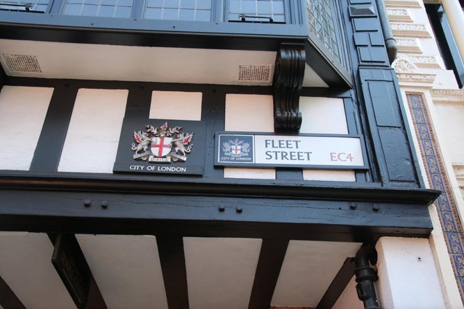 Private Group: Historical Pub Walking Tour of London - Guest Reviews Highlight