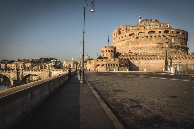 Rome: Castel Santangelo Small Group Tour With Fast Track Entrace - Rooftop Terrace and River Views