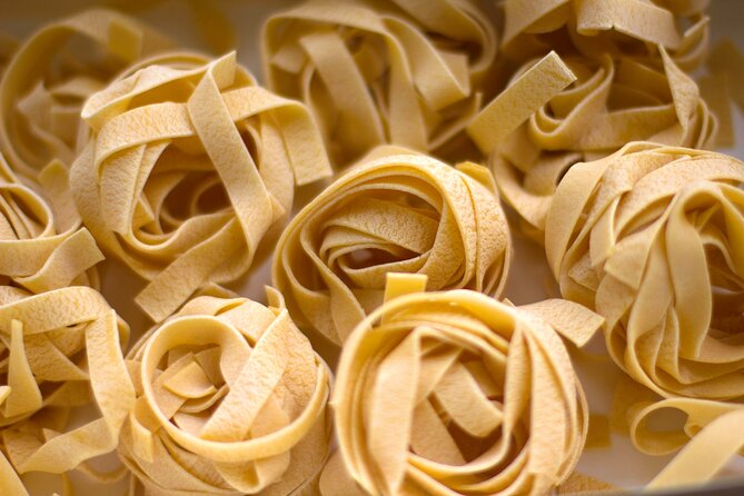 Rome: Fettuccine Pasta Class With Chef in the Heart of Trastevere - Meeting Point and Arrival Details