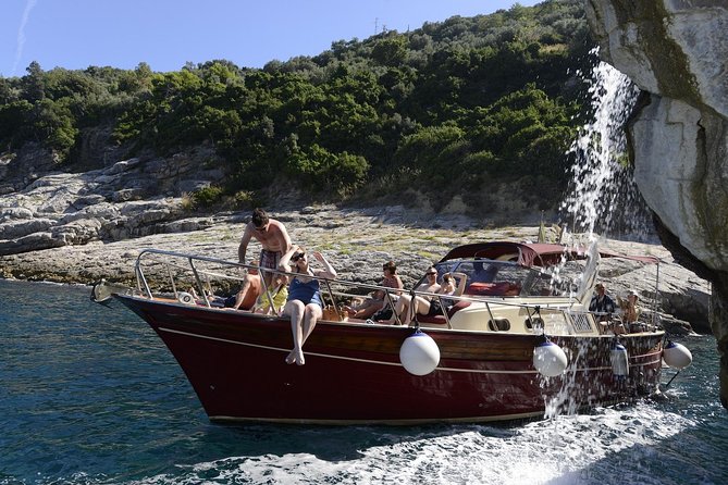 Small Group Boat Tour to Sorrento Coast, Capri & Blue Grotto - Highlights of the Sorrento Coast