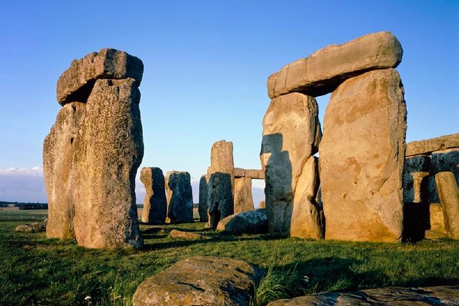 Small Group Stonehenge, Bath and Secret Place Tour From London - Cancellation Policy
