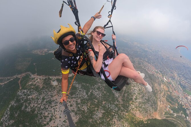 Tandem Paragliding in Alanya, Antalya Turkey With a Licensed Guide - Thrilling Flight Maneuvers