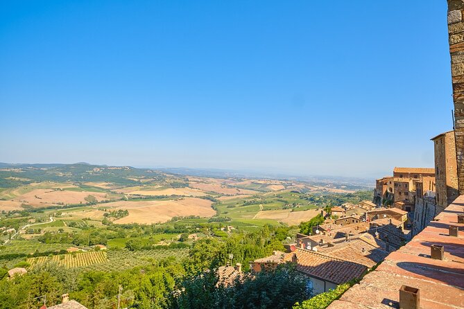 Tuscany Hills Postcard View:Val Dorcia Scenery With Wine Tasting - Tasting Vino Nobile in Montepulciano